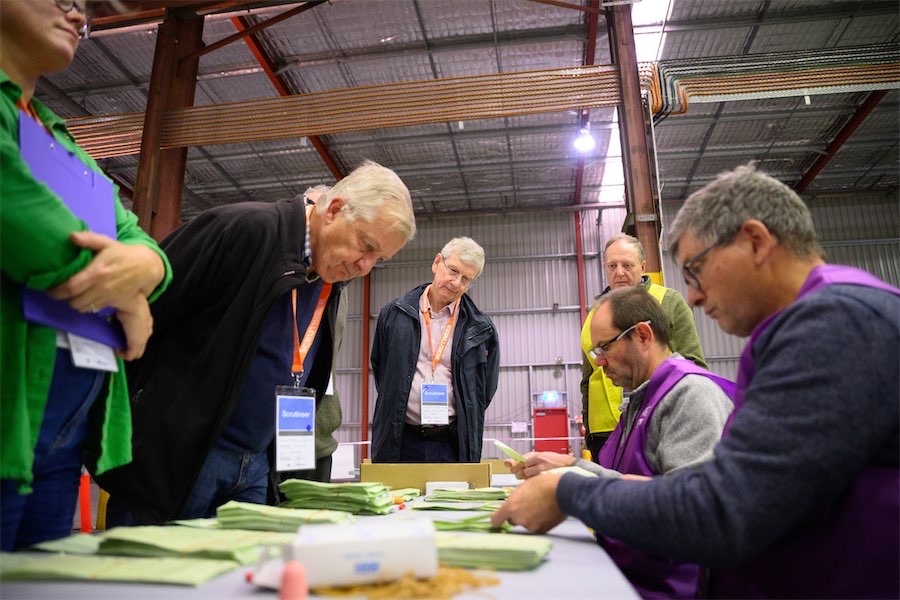 ‘A new path’: independent turns tables in recount scrap