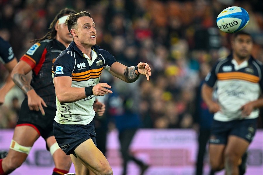 Frustrated Brumbies go back to the drawing board