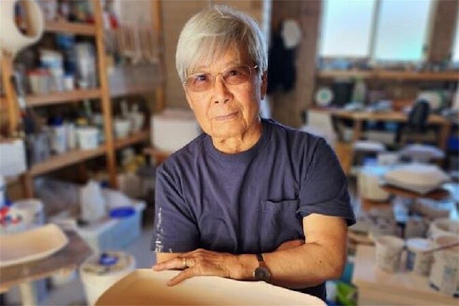 Despite the pain, Hiroe embarks on a new chapter