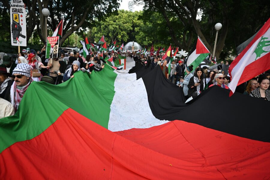 PM firm on Palestinian statehood as pressure mounts
