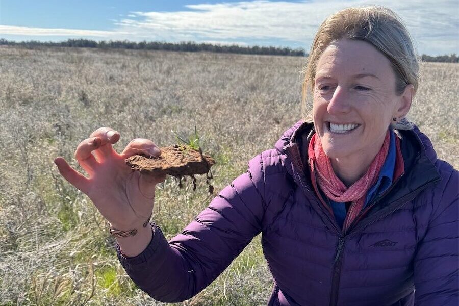 Scientist passionate about making soil a sexy subject