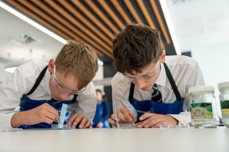 School kids inspired by space salad mission to the moon