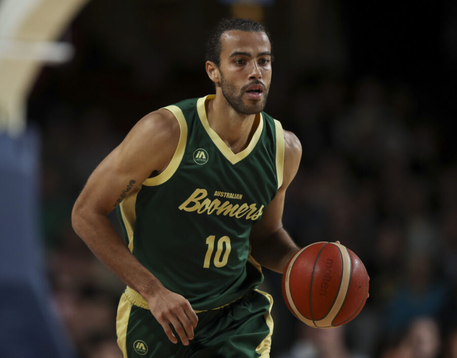 Magnificent Australia edge out China to rule Asia again