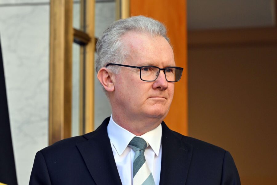 What Burke's delayed speech says about migration