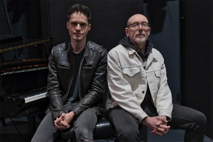 Nigel goes to water with Oars, a ‘play with spoken-word songs’