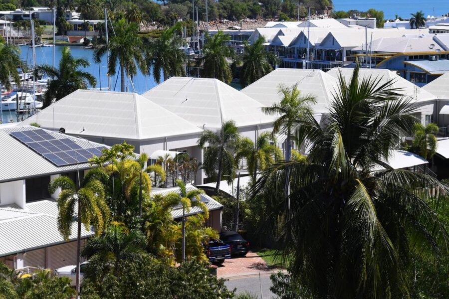 ‘No-brainer’ to end negative gearing on holiday rentals