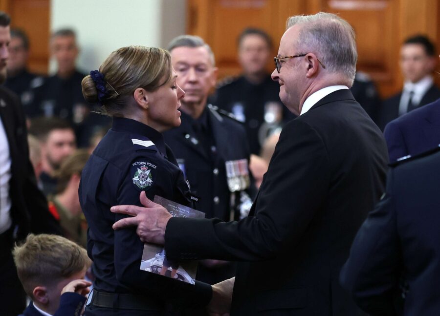 ‘Steve Irwin gene’: slain veteran cop’s bravery saluted