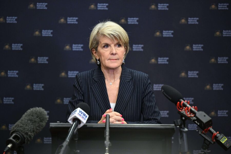 Pocock urges Bishop to resign from ANU post