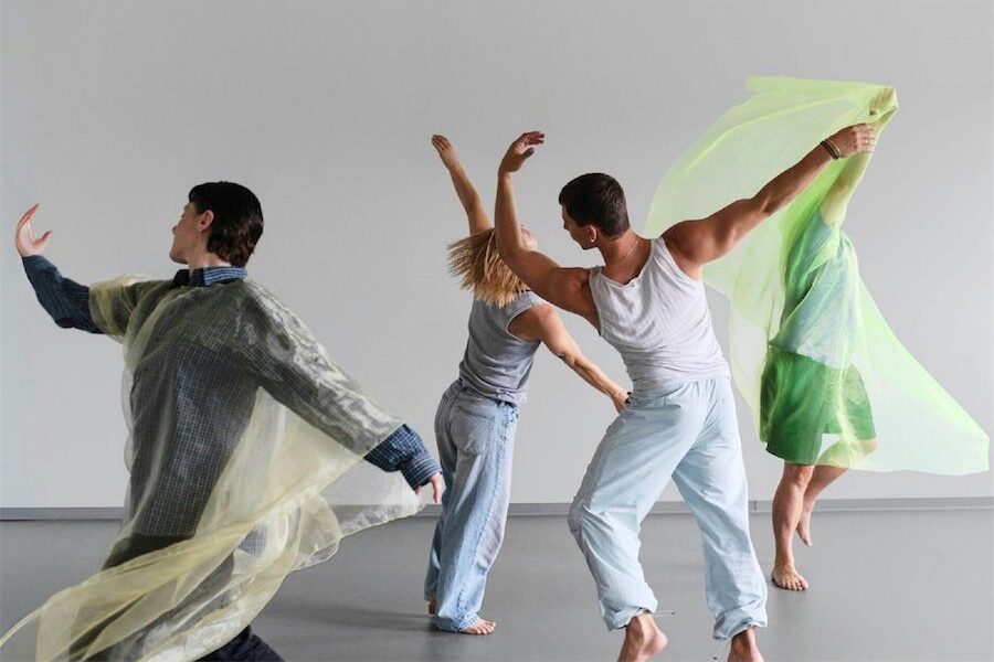 Dancing in the meditative way