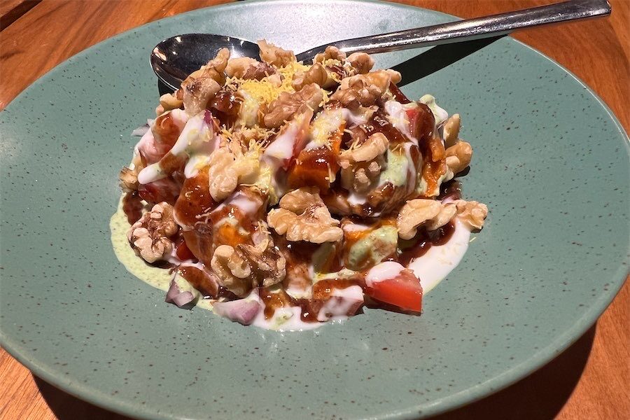 Classy Indian restaurant aspires to a new standard 