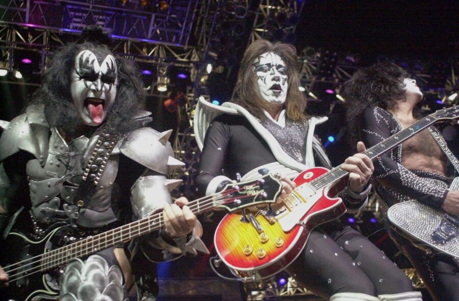 KISS guitarist Ace Frehley dead at 74