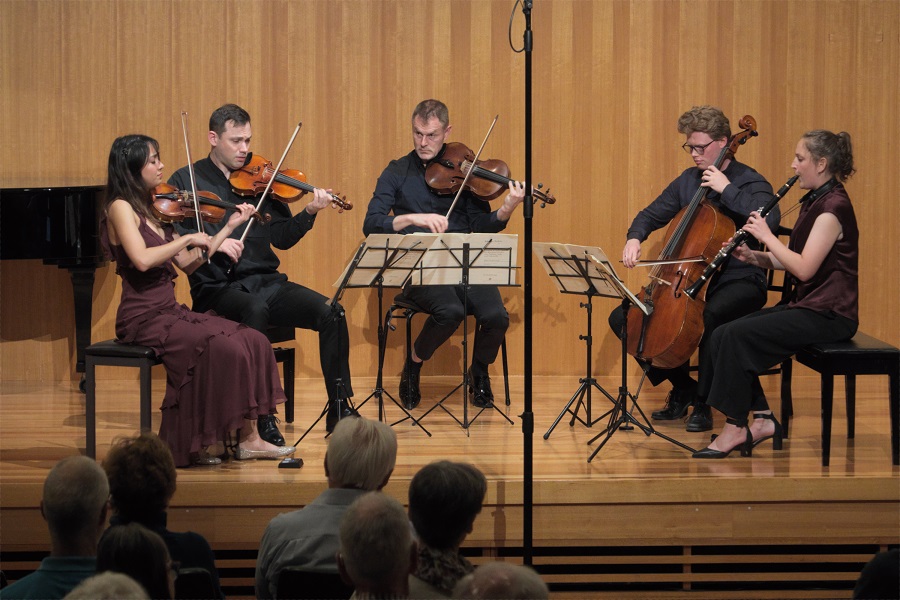 Program of lively, passionate and beautiful music