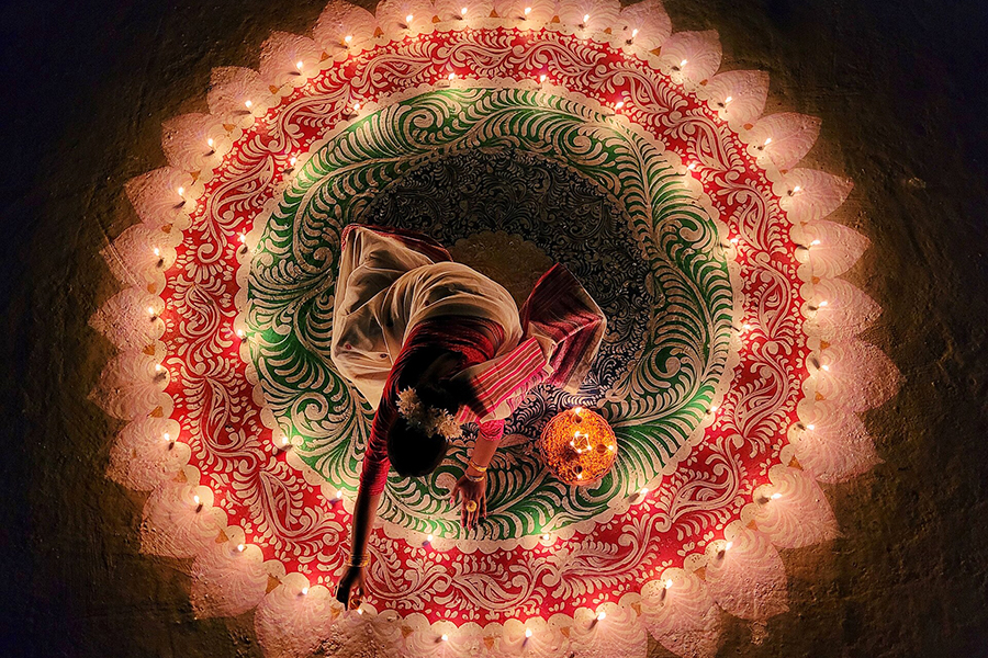 Indian family festival lights up Canberra’s streets