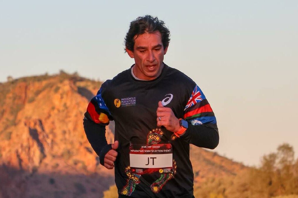 Indigenous footy legends lace up for New York marathon
