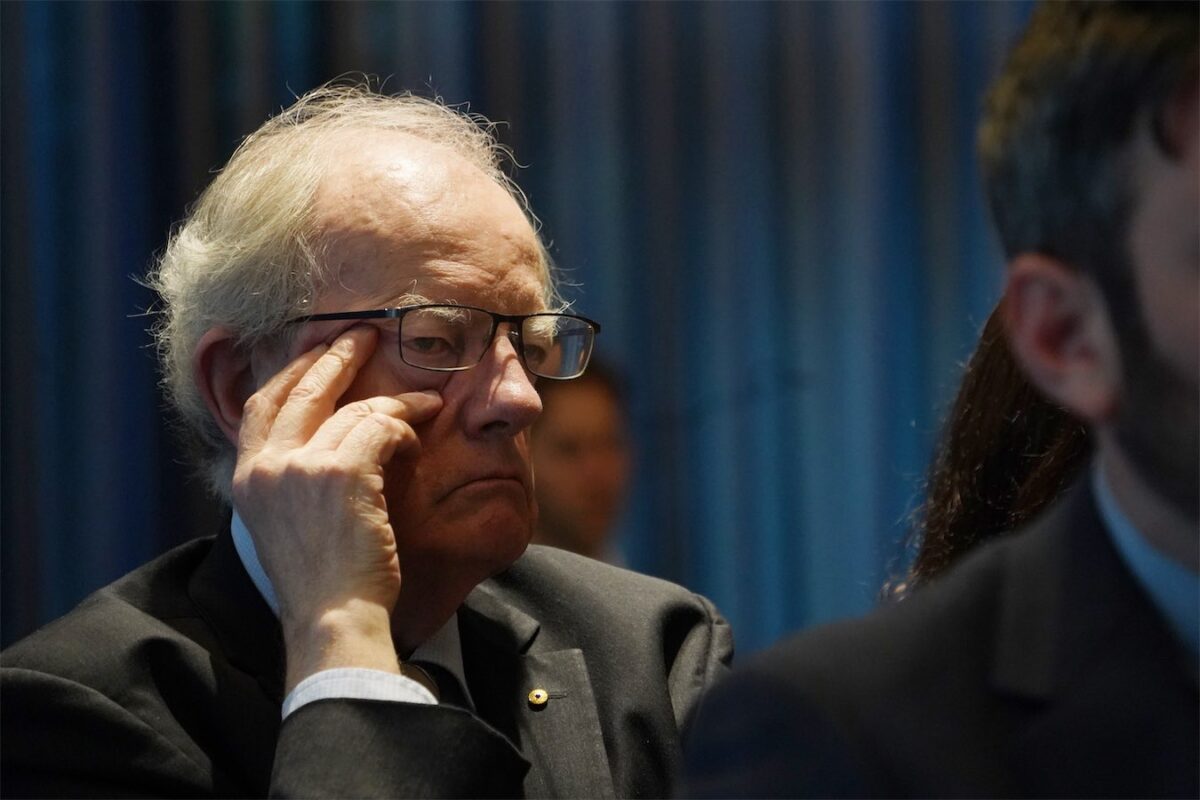 Anti-corruption boss scrutinised for potential conflict