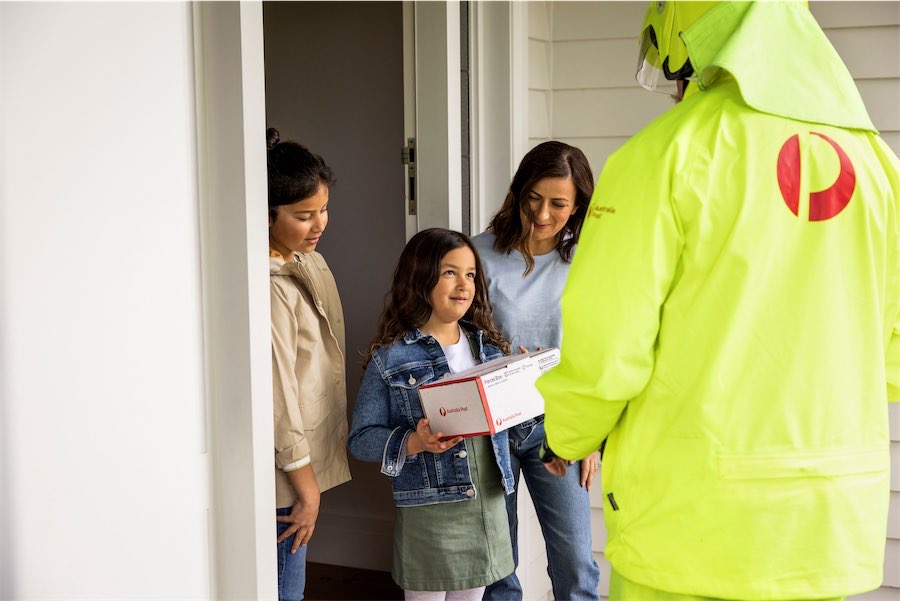 Parcels step up to temporary seven-day delivery