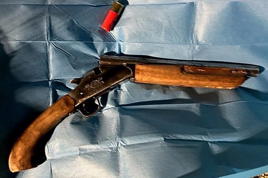 Sawn-off shotgun found during man’s arrest in Hume