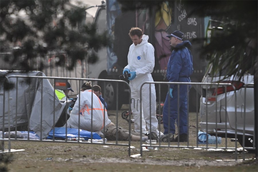 PM rushes to set terms for Bondi Beach deaths review