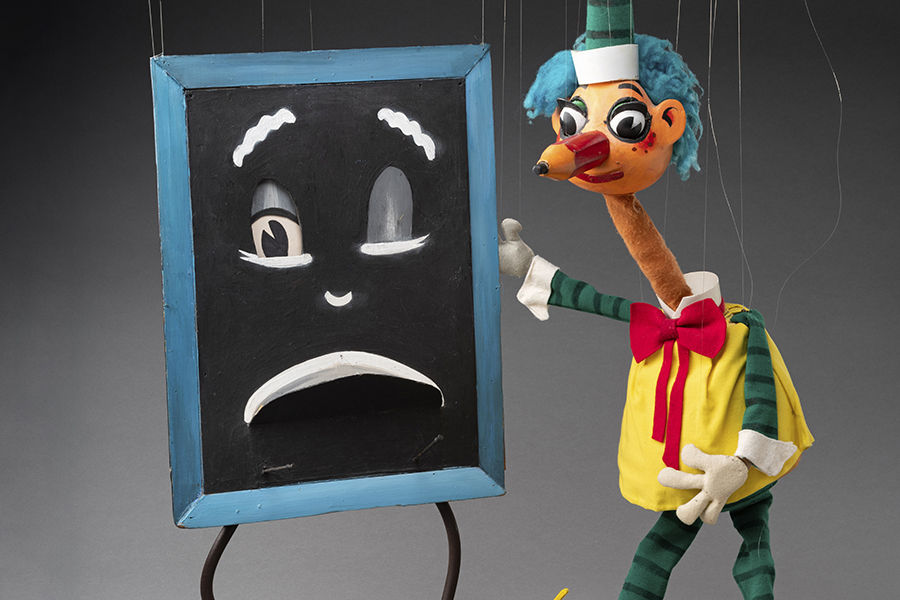 Shivering with Mr Squiggle and a kinda Christmas 