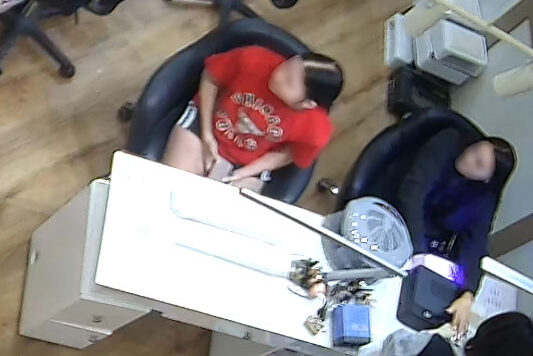 Nail salon melee: who are these teenage girls?