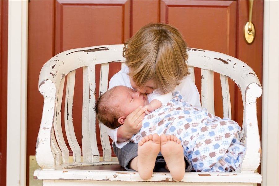 Top baby names: Oliver and Evelyn