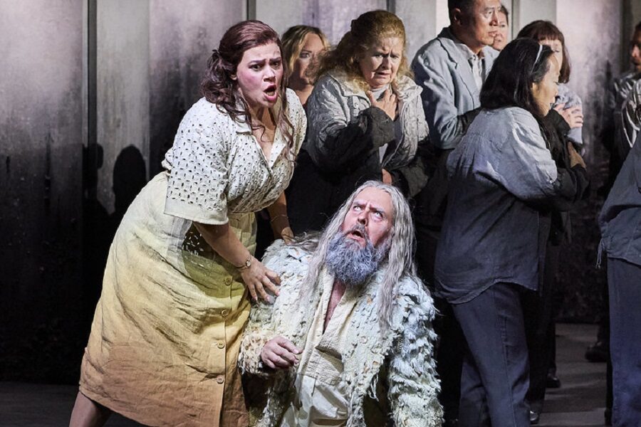 Turandot’s technology risks upstaging the action