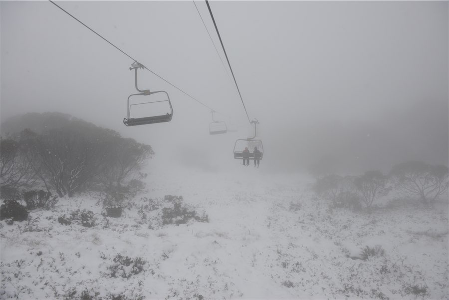 Australian snowboarder dies in Japan ski lift accident