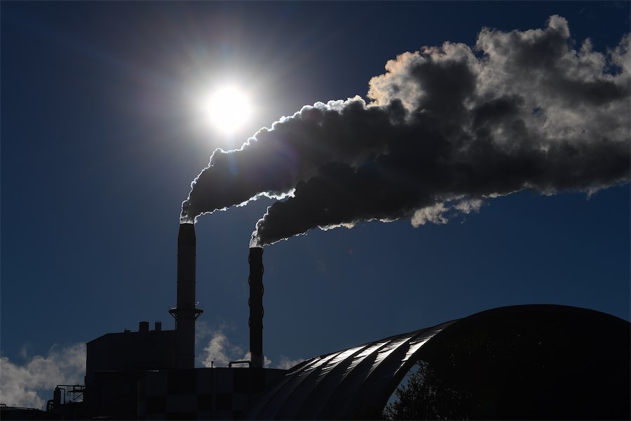 ‘Right the ship’: polluters tax could be vote spinner