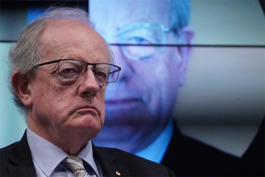 Anti-corruption boss faces inquiry over defence ties