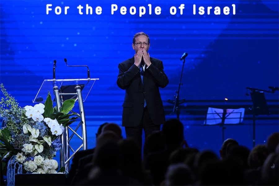 Israeli president sought deeper ties but found division
