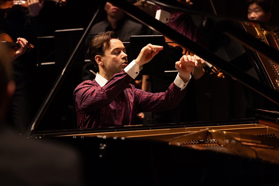 ‘Daring’ program around Rachmaninoff’s Rhapsody