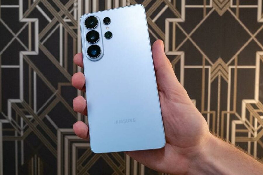 Tech giant plans 800 million AI gadgets by Christmas