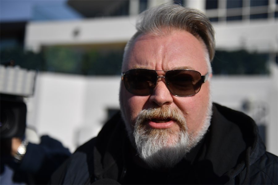 Sandilands sues radio giant over contract feud
