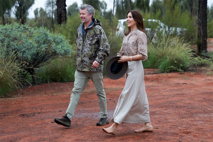 Frederik and Mary visit Australia’s red centre