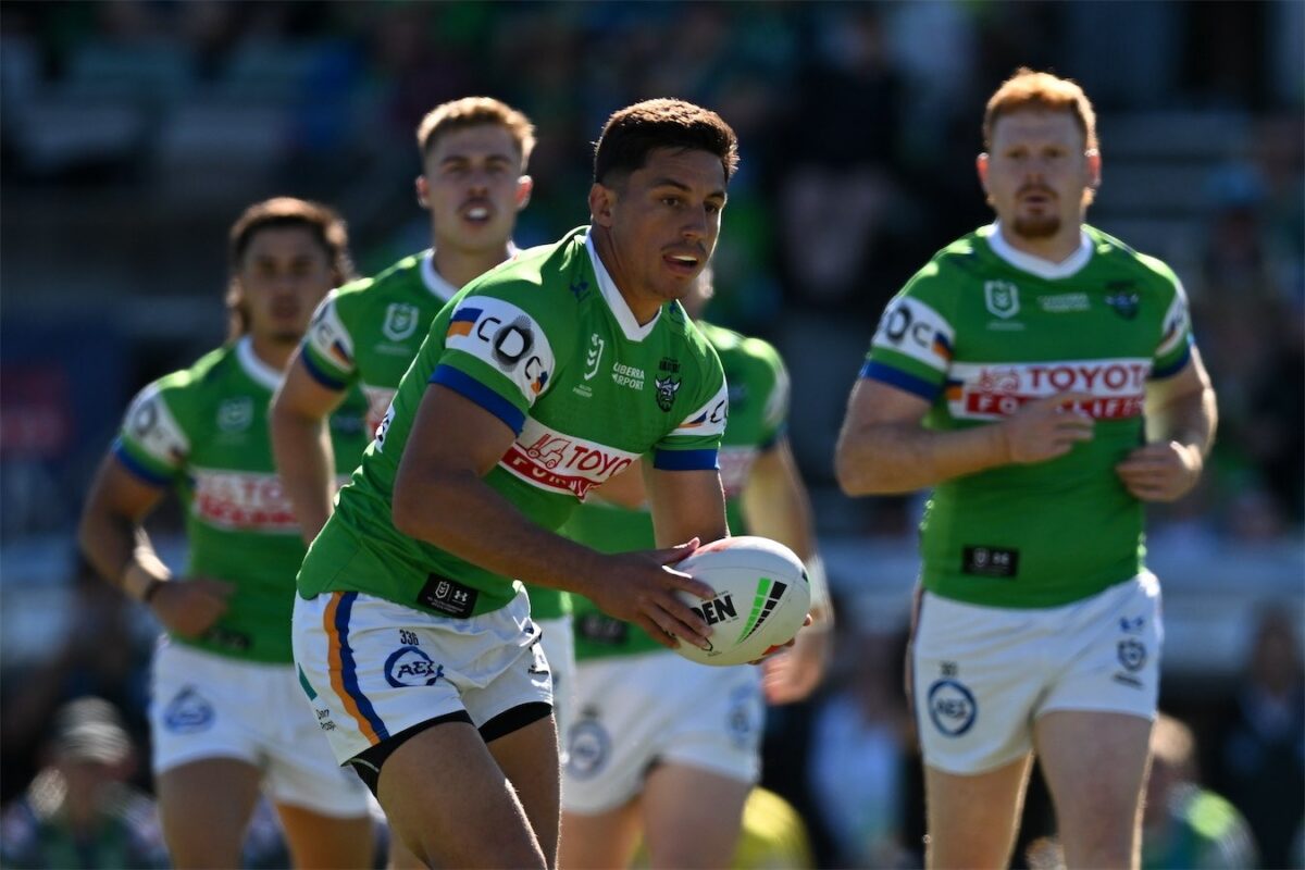 Boost for Raiders as skipper Tapine inks new deal
