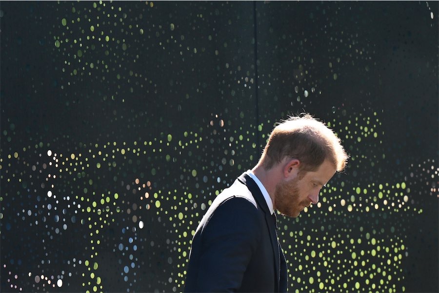 Harry honours indigenous veterans at AWM