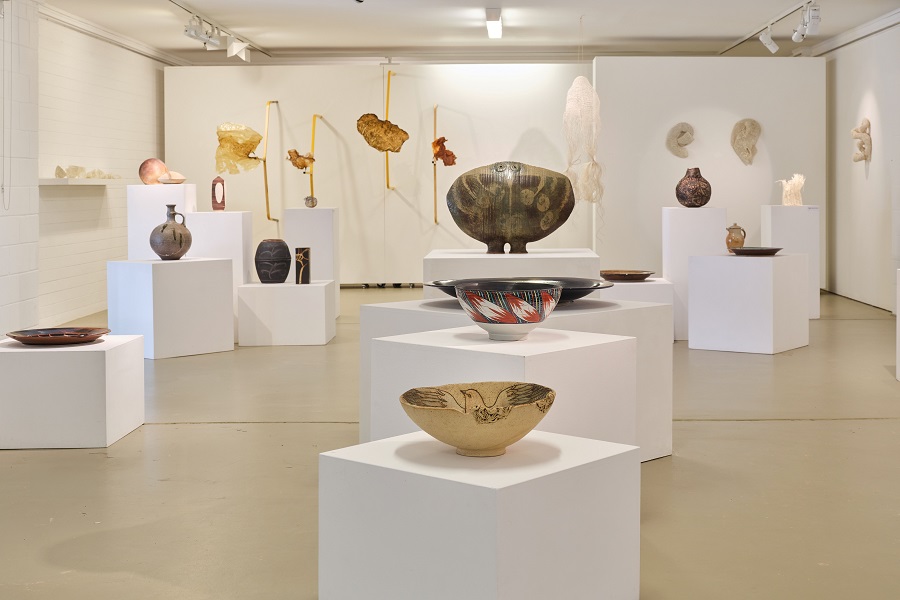 Terrific chance to see top pottery from the ’90s