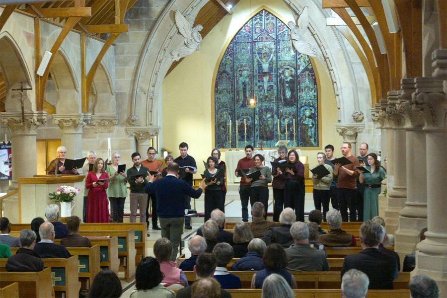 Choir traces an emotional path from sorrow to joy
