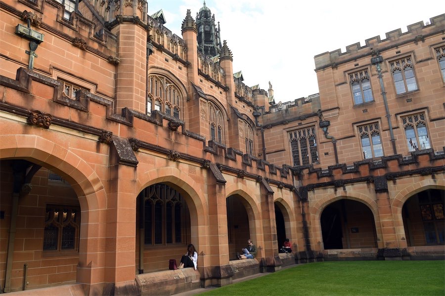 Universities blast coalition plan to slash migration