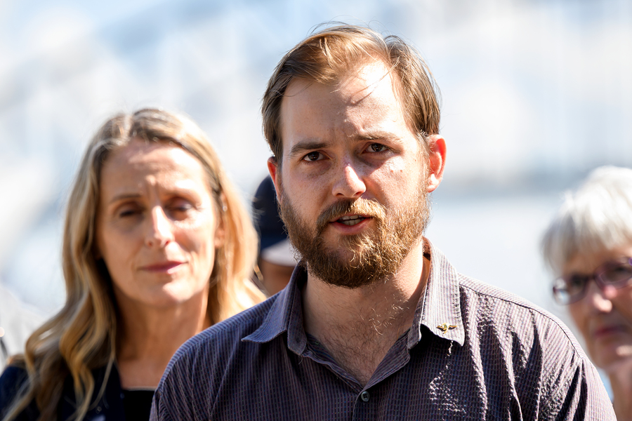 Aussie activists allege assault while in detention