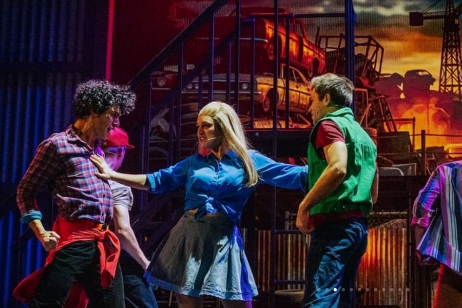 Footloose – a classy, high-energy production
