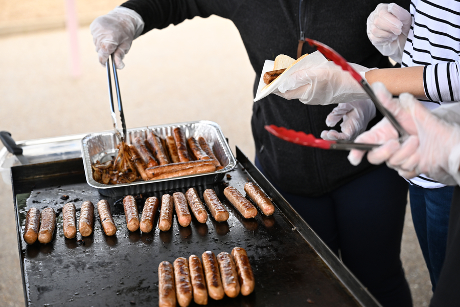 Hundreds of jobs to go as barbecue retailer sizzles out