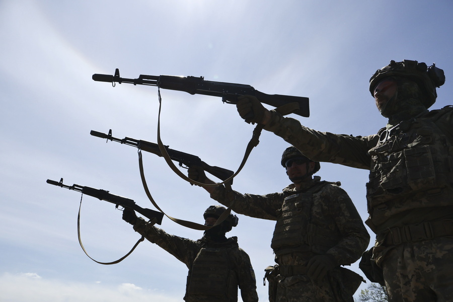Australian troops find new base for Ukraine training