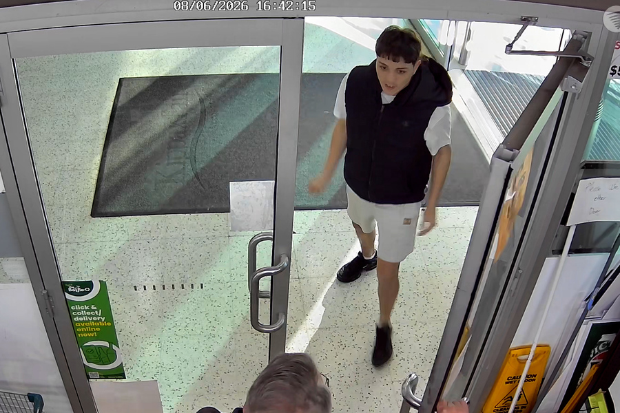 Teen charged over Kippax machete robbery