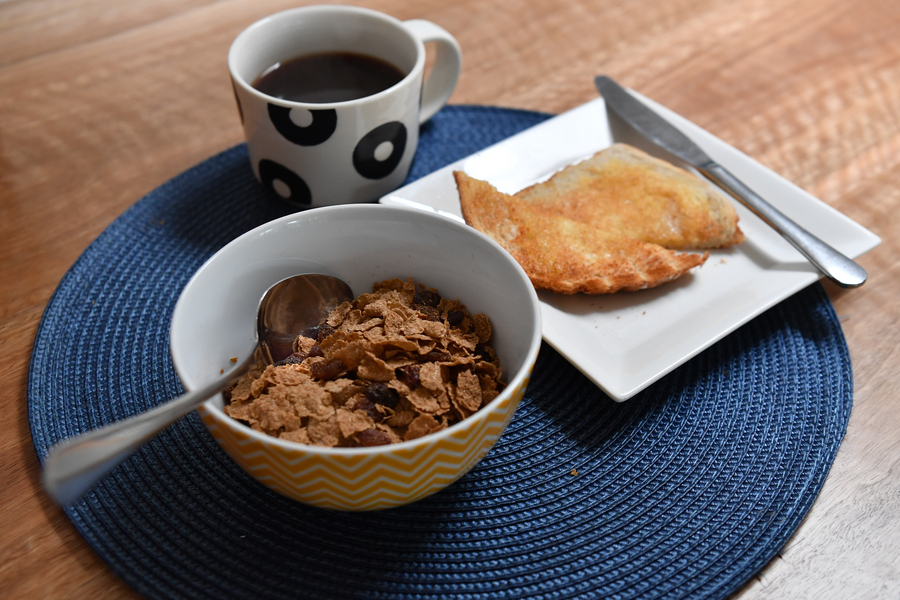 Early risers nudge night owls on metabolic health