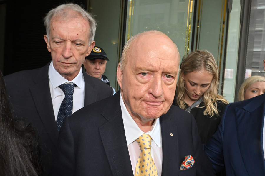 Further indecent assault charges dropped for Alan Jones