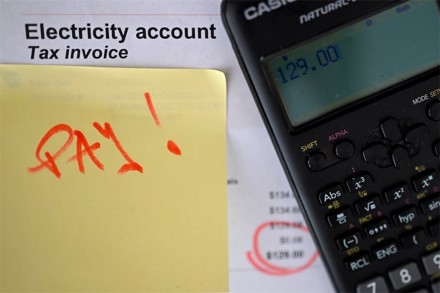 ActewAGL ‘best offer’ claim challenged