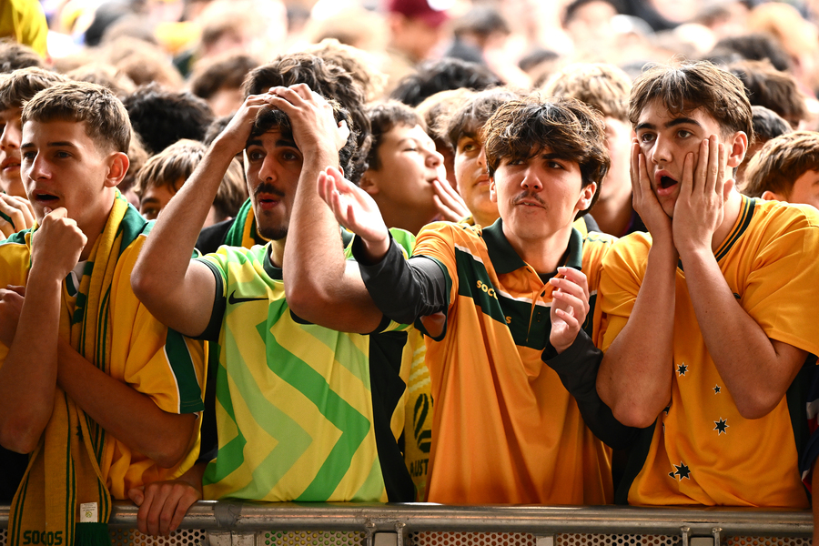 Pubs to stay open all night for Socceroos clash