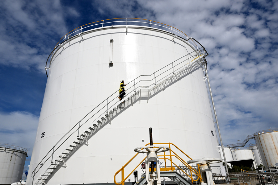 Fuel made from cooking oil to be used at Aussie airport