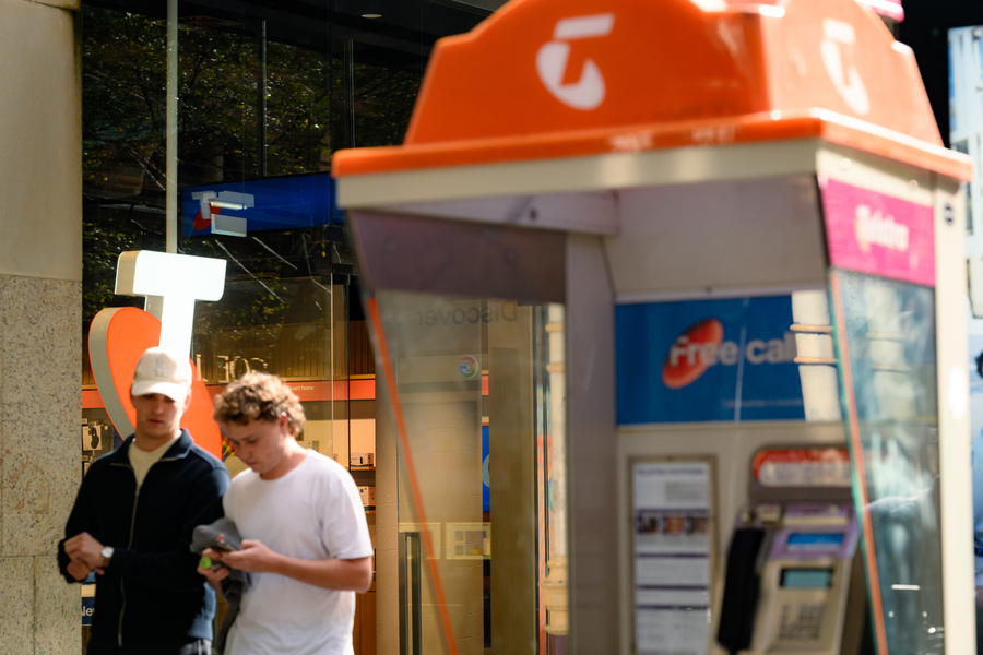 A year of woe at the telco: trust in Telstra plummets